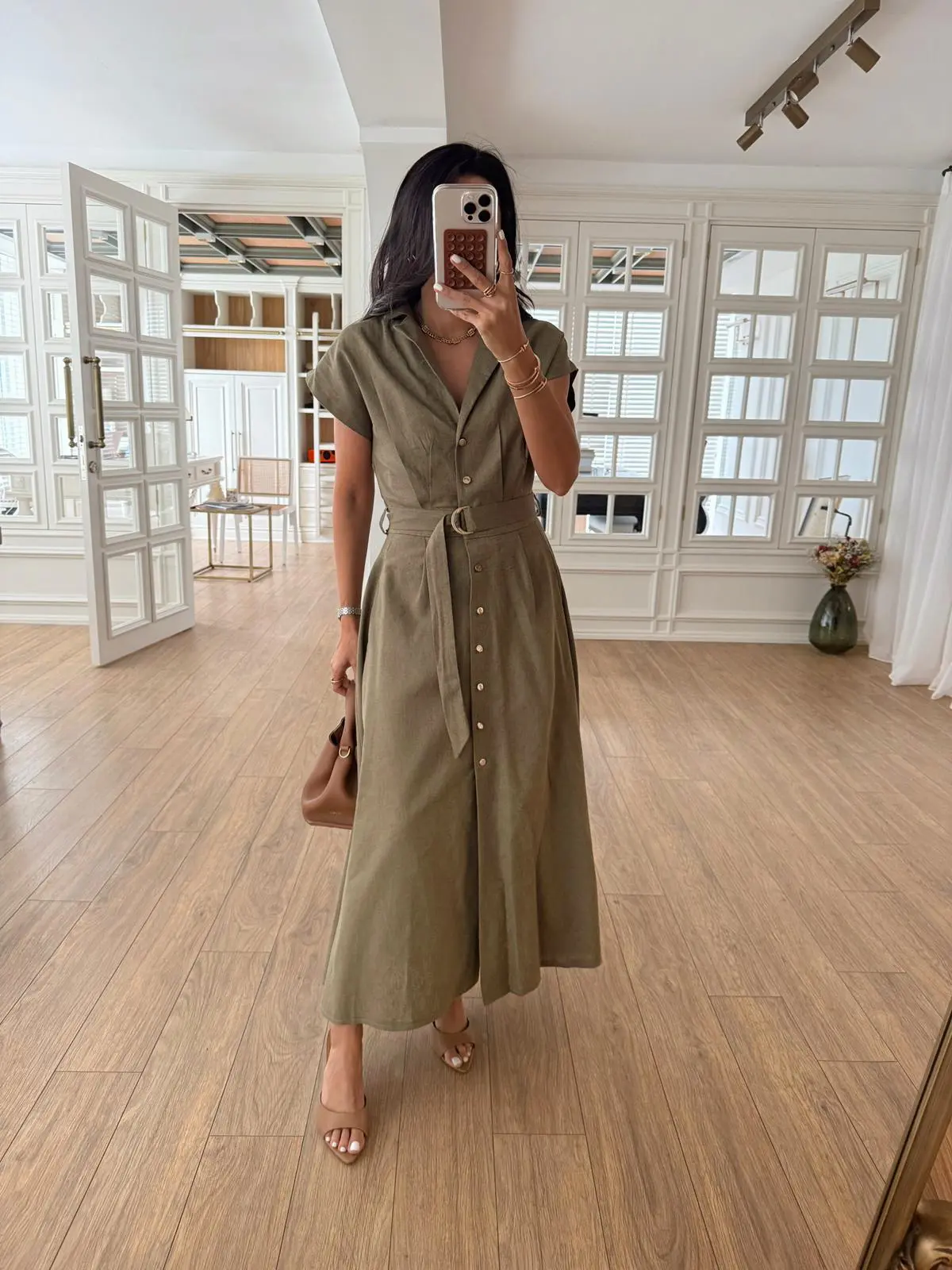 Omilika Gold Düğmeli Kuşaklı Linen Elbise