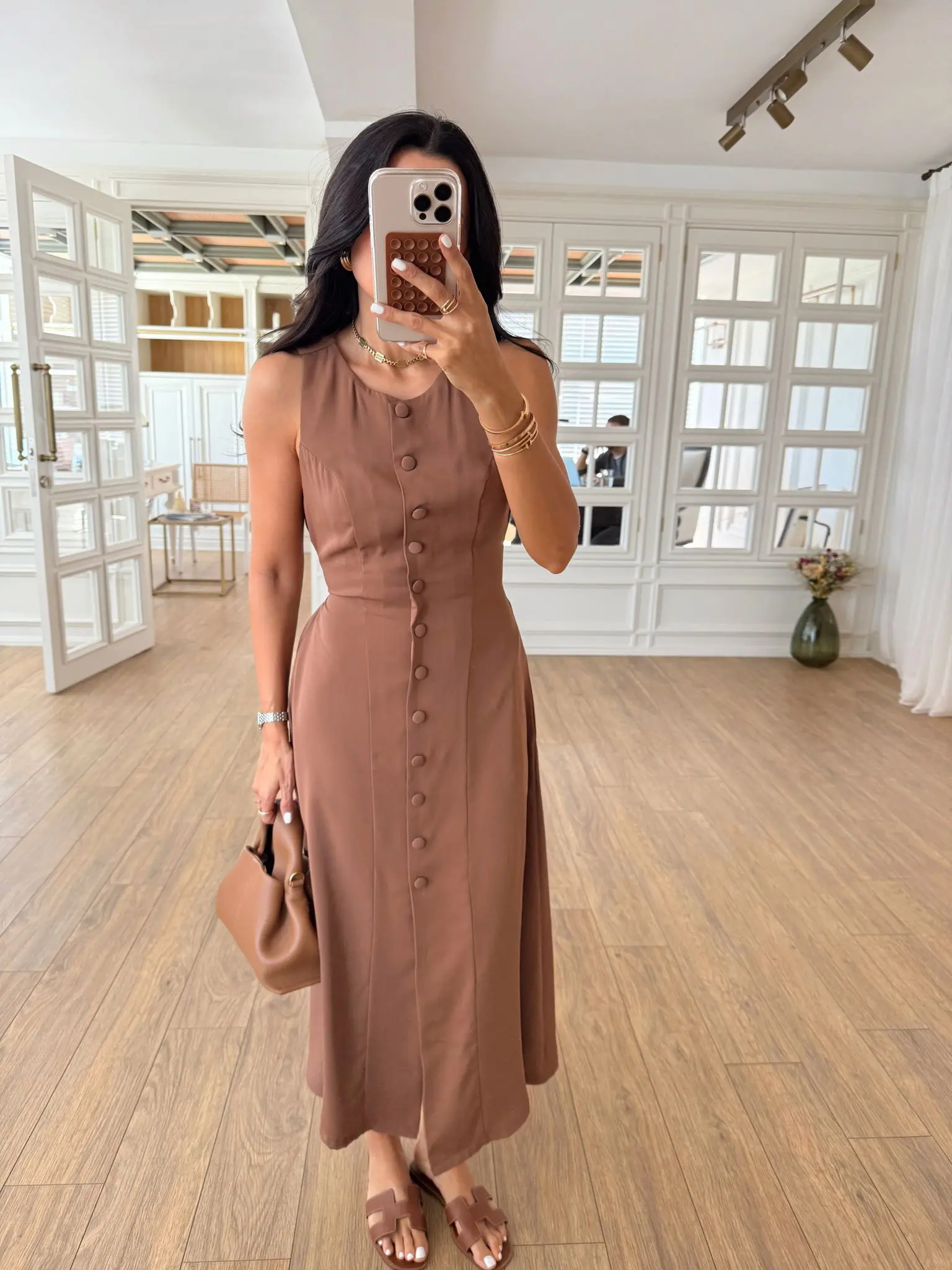 Sofia Kaplama Düğmeli Sıfır Kol Midi Saten Elbise