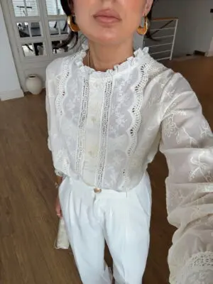Owen Es Ekru Kendinden Dantel Çiçek İşlemeli Gömlek