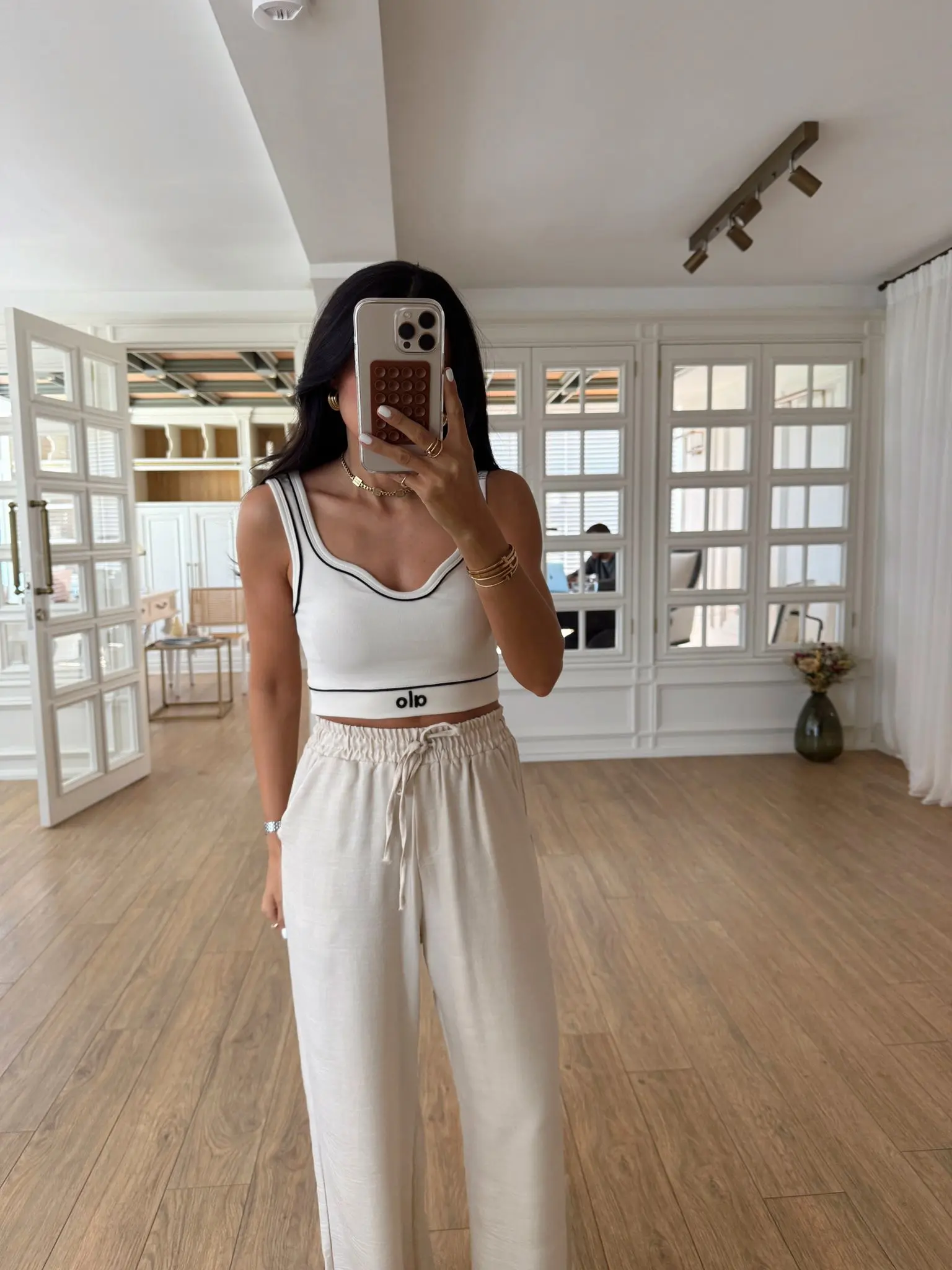 Elois Alo Baskılı Biye Detaylı Crop Body