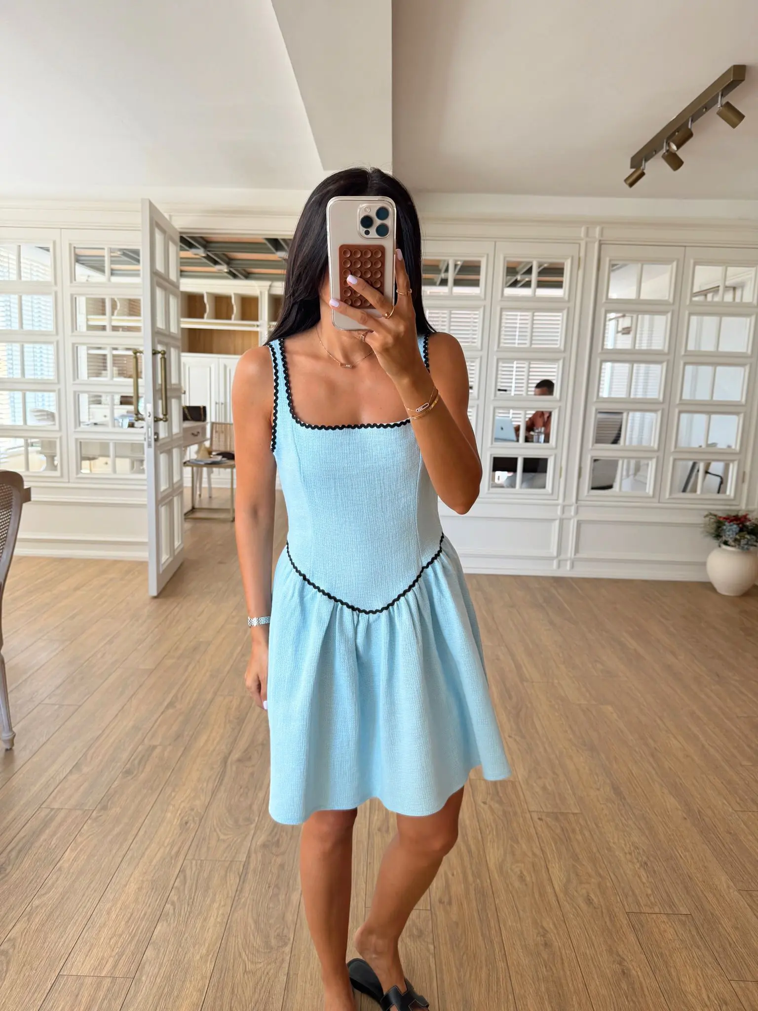 Enorita Biye Detaylı Askılı Keten Elbise