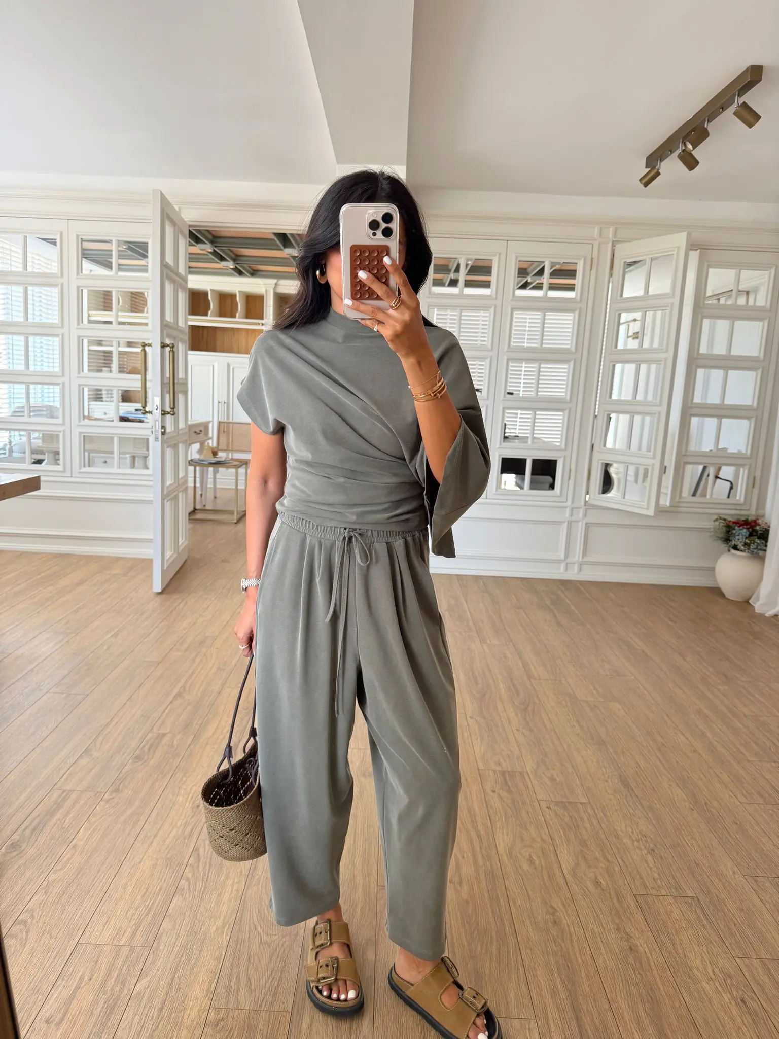 Byers Asimetrik Kesim Drape Detaylı Modal Bluz Şalvar Pantolon Takım