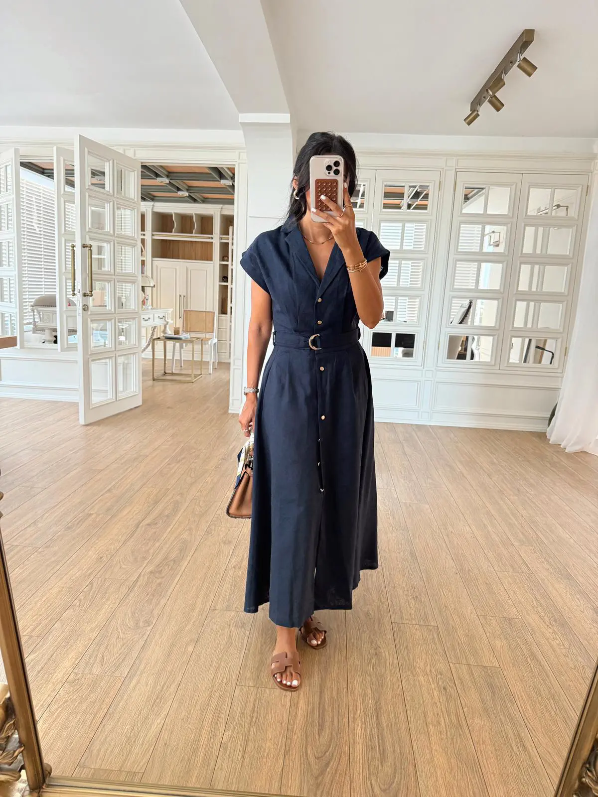 Kuşaklı Gold Düğmeli Pensli Cep Detaylı Maxi Boy Linen Elbise