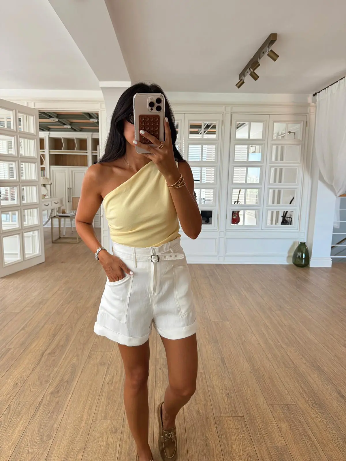 Frankriben Tek Omzu Açık Bluz
