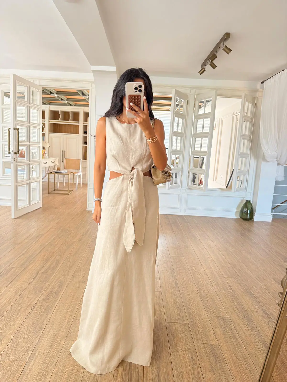 Cassandra Ingale Ön Bağlamalı Bel Dekolteli Maxi Boy Premium Keten Elbise