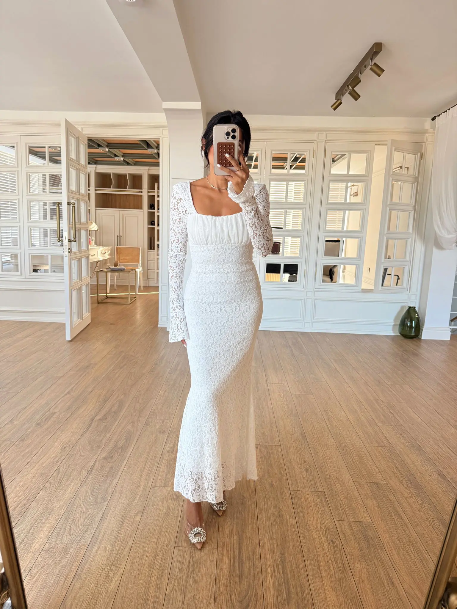 Helen Göğüs Tül Detaylı Dantel Elbise