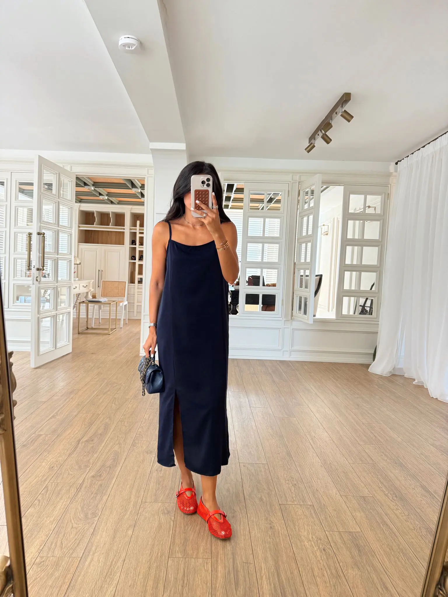 Elorone İp Askılı Yırtmaçlı Elbise