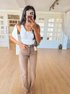 Hinus Beyaz Önden Düğmeli Body