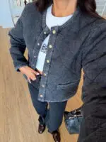 Edited in Tezza with: Vintage, Shadows, & Saturation