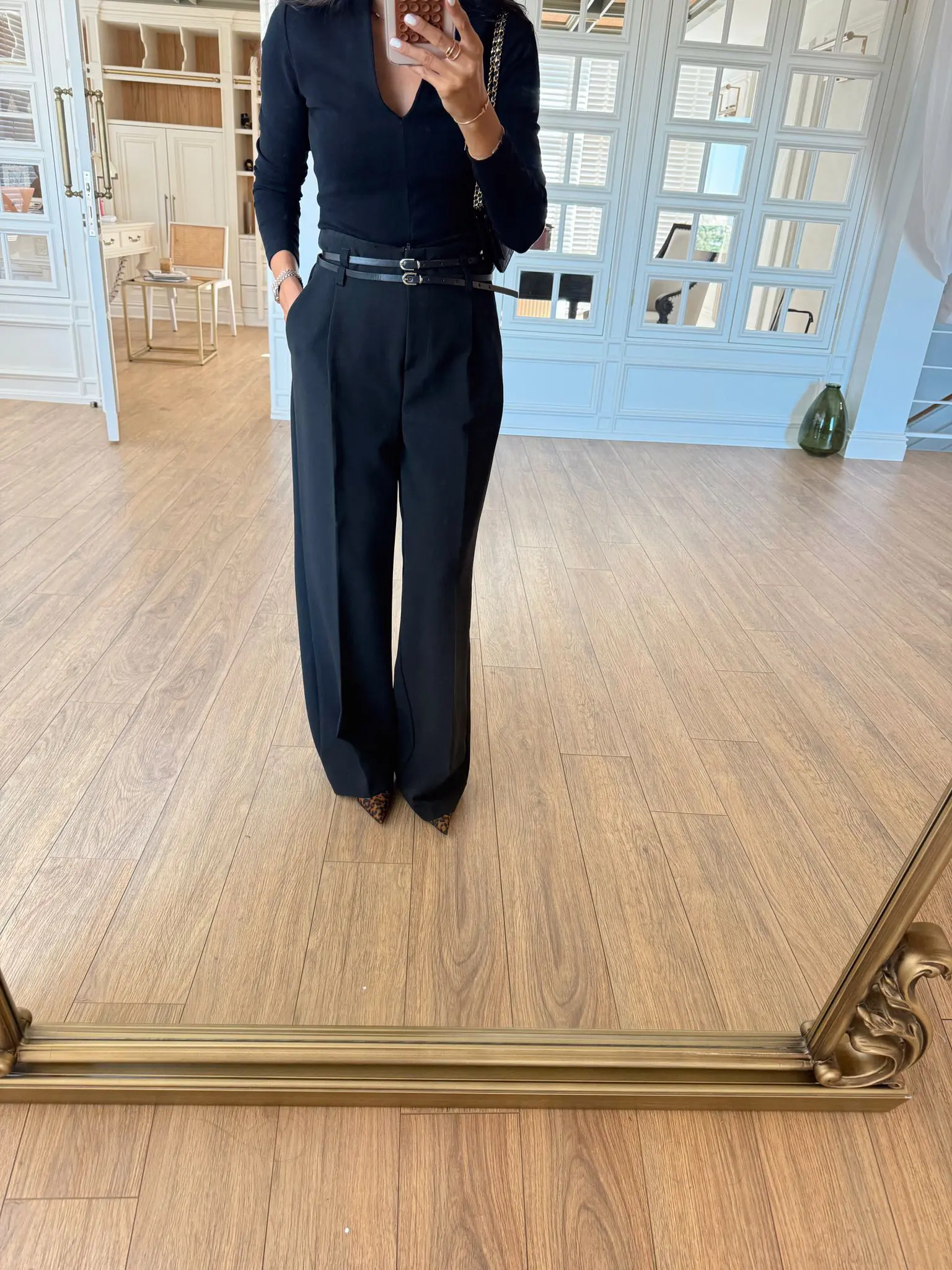 Leylina Yüksek Bel Çift Kemerli Bol Paça Pantolon