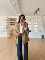 Edited in Tezza with: Vintage, Shadows, & Saturation