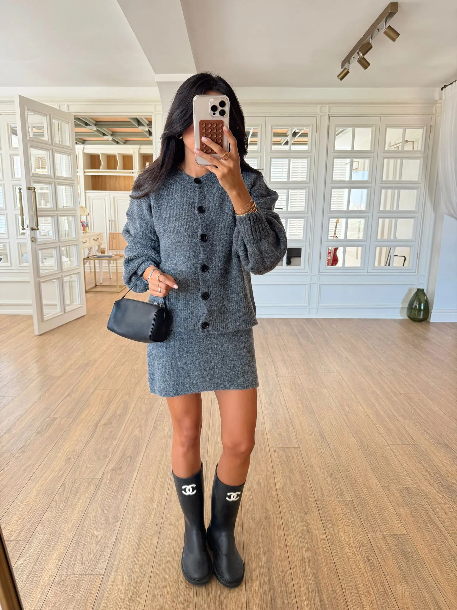 Kayns Siyah Düğmeli Etekli Triko Takım - Füme, Standart