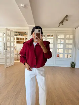 Eden Bordo Bel Pensli Siyah Düğmeli Omuz Manşetli Gabardin Ceket