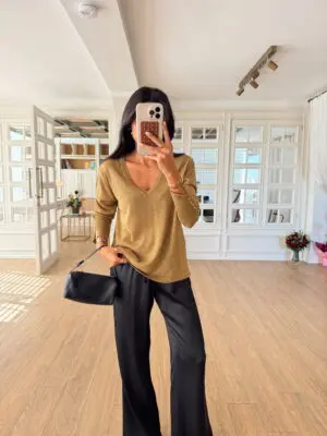 Macchiato Gold Kol Düğme Detaylı Triko Bluz