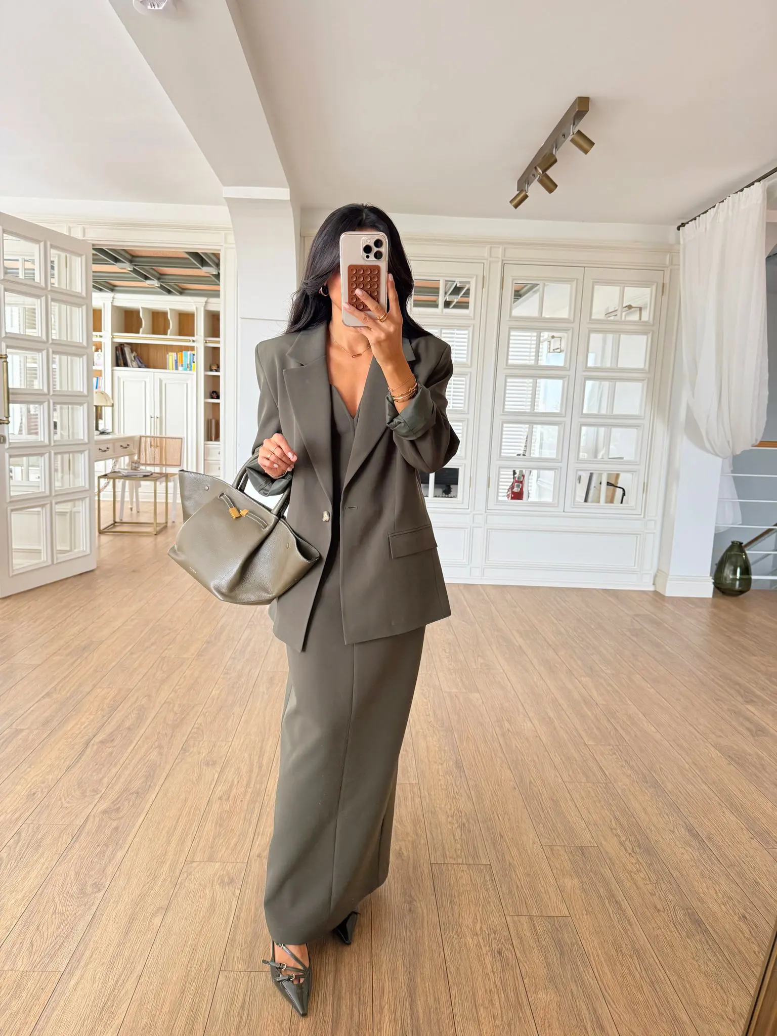 Tek Düğme Detaylı Blazer Ceket