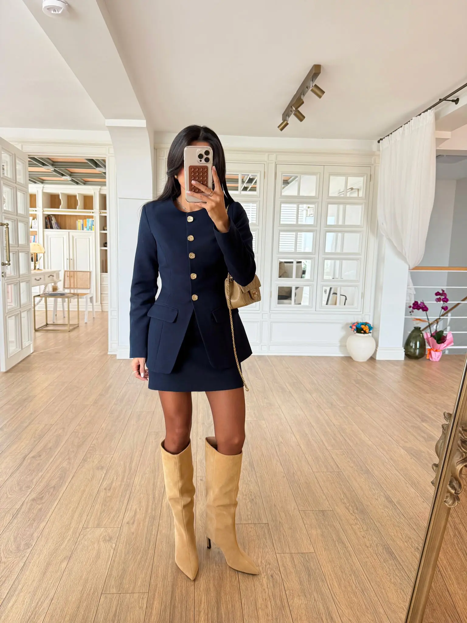 Putika Özel Seri Gold Düğmeli Ceket Mini Etek Takım