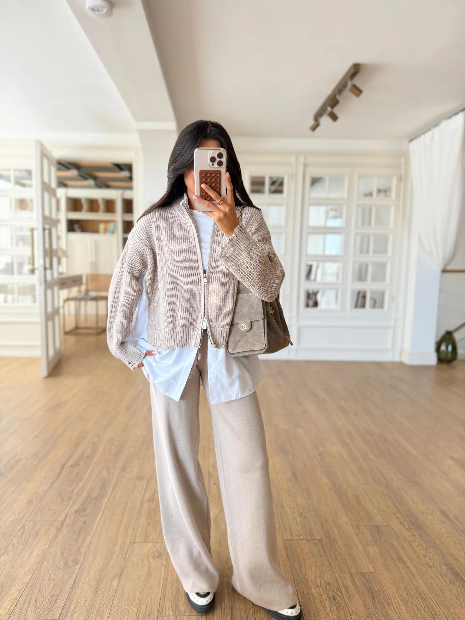 Gömlek Detaylı Fermuarlı Triko Sweat-Pantolon Takım - Bej, Standart