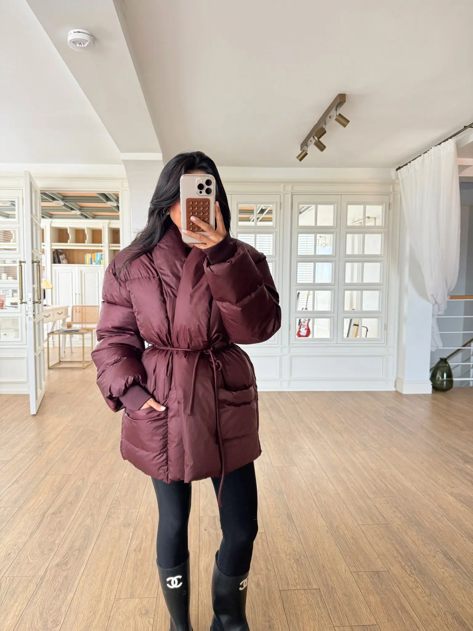 Çift Cepli İp Kuşak Detaylı Şişme Mont