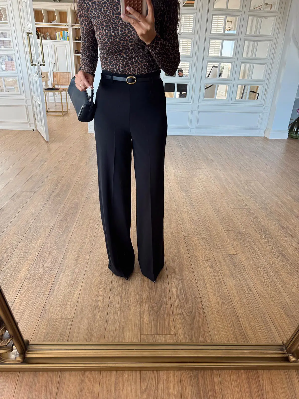 Merolin Kemerli Yan Fermuarlı Geniş Paça Pantolon - Siyah, 34