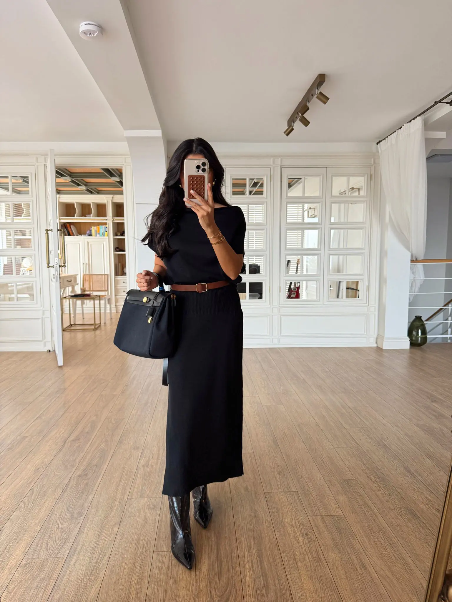 Nely Asimetrik Yaka Yünlü Kemerli Triko Elbise - Siyah, Standart