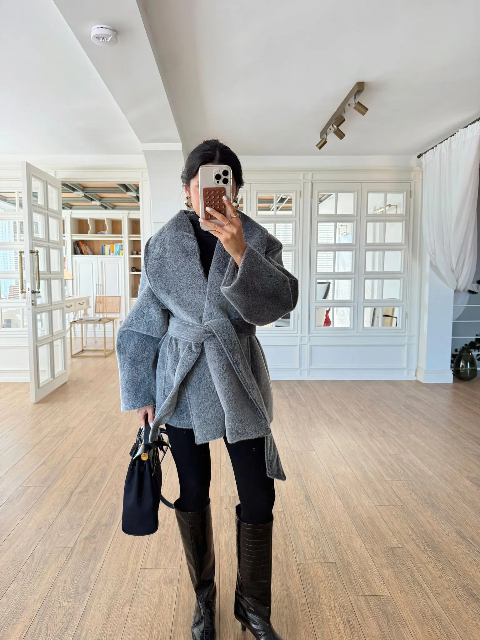 Adelina Çift Cepli Kuşaklı Tüylü Kaşe Kaban