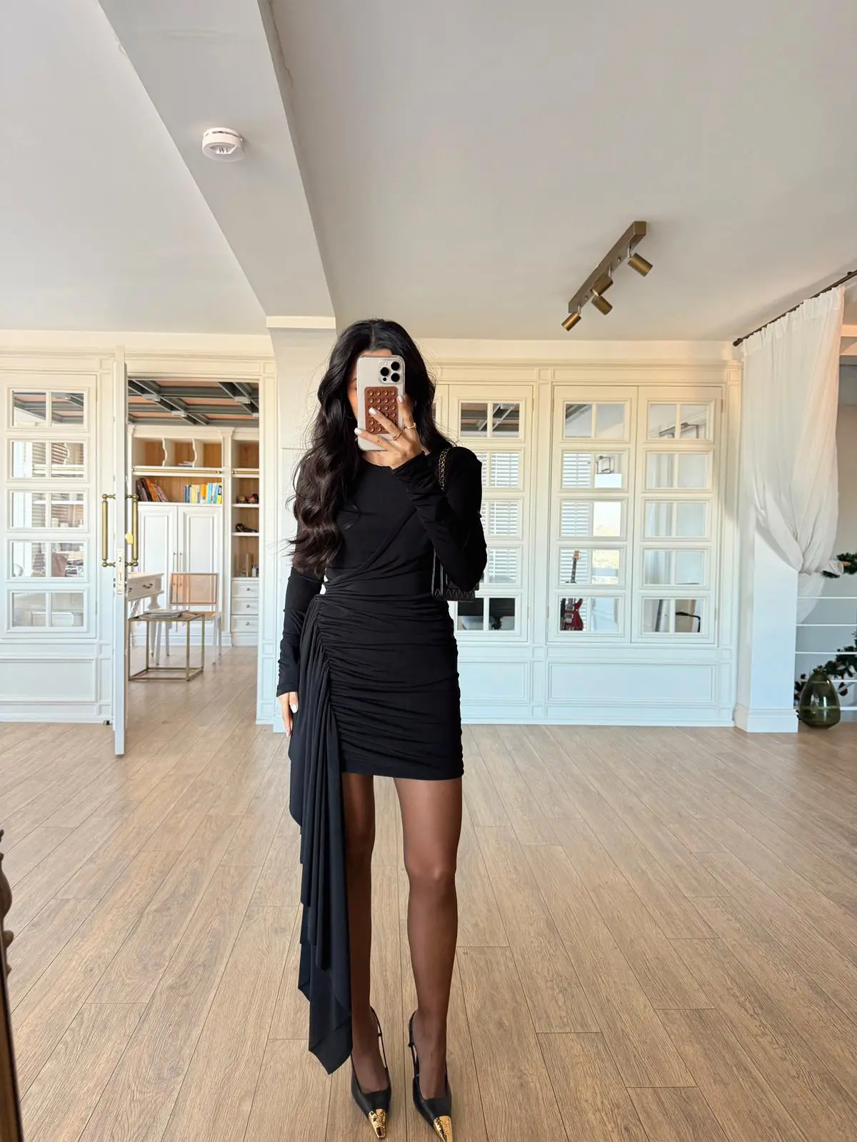 Aloha Yanları Drapeli Uzantılı Asimetrik Kesim Jarse Elbise