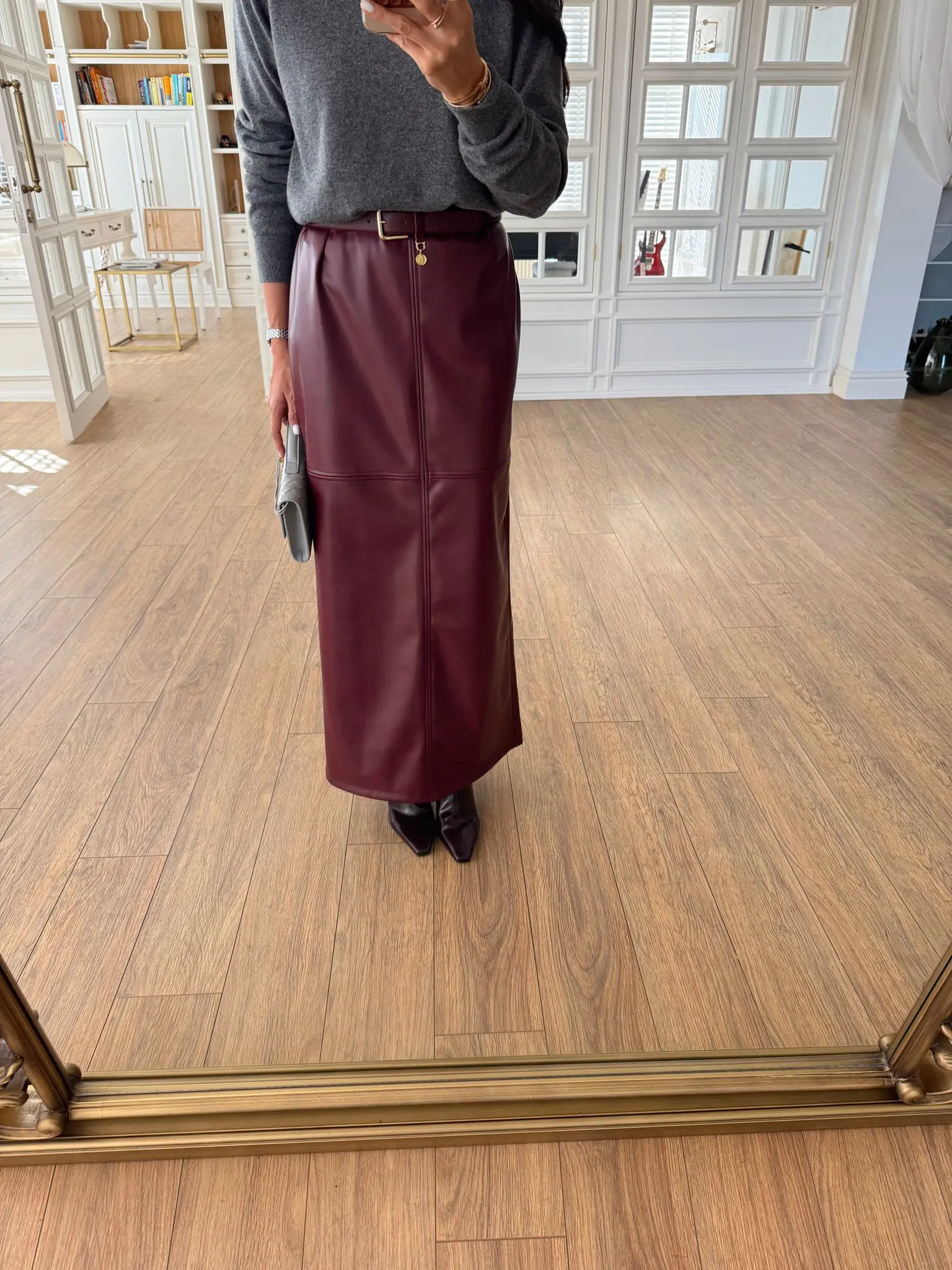 Vensy Arka Yırtmaç Detaylı Maxi Boy Deri Etek