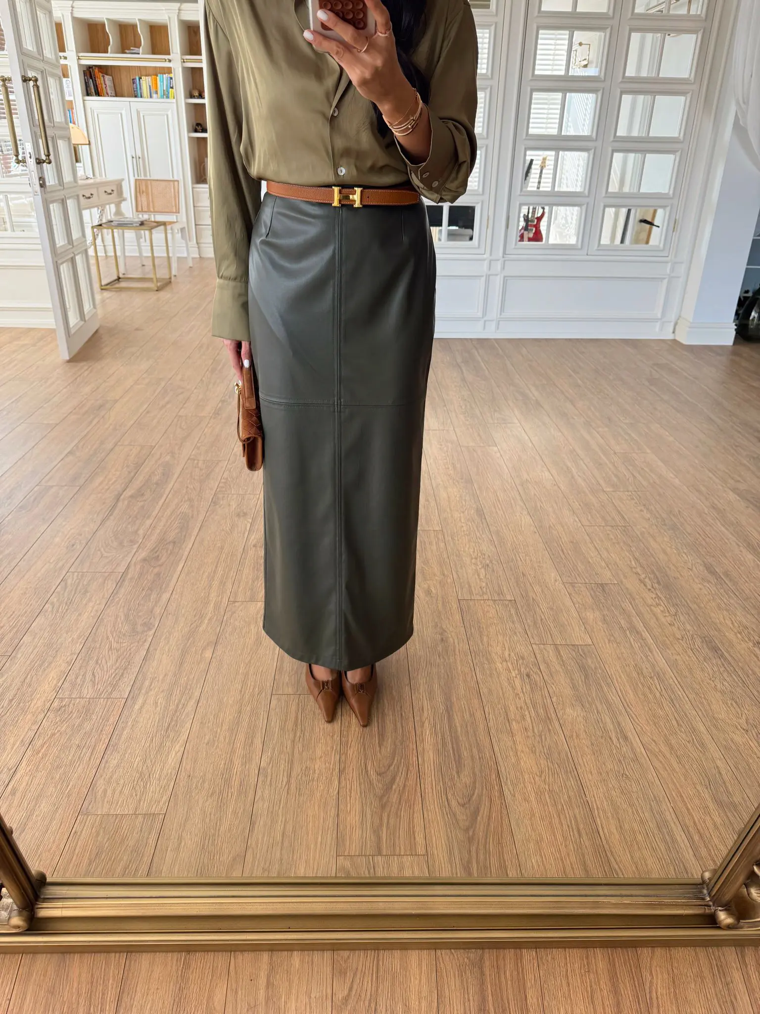 Vensy Arka Yırtmaç Detaylı Maxi Boy Deri Etek