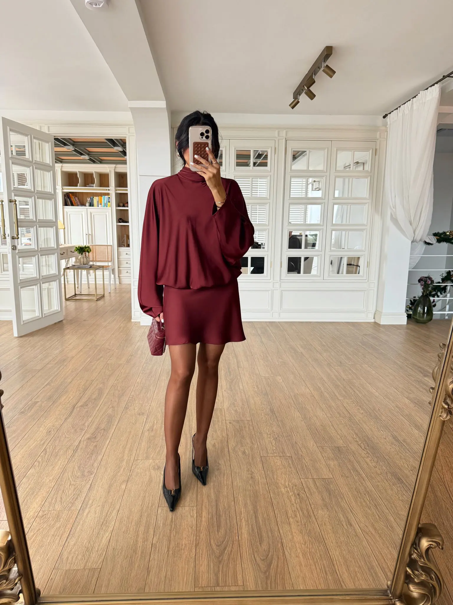 Satten Kendinden Fularlı Yarasa Kol Midi Boy Saten Elbise