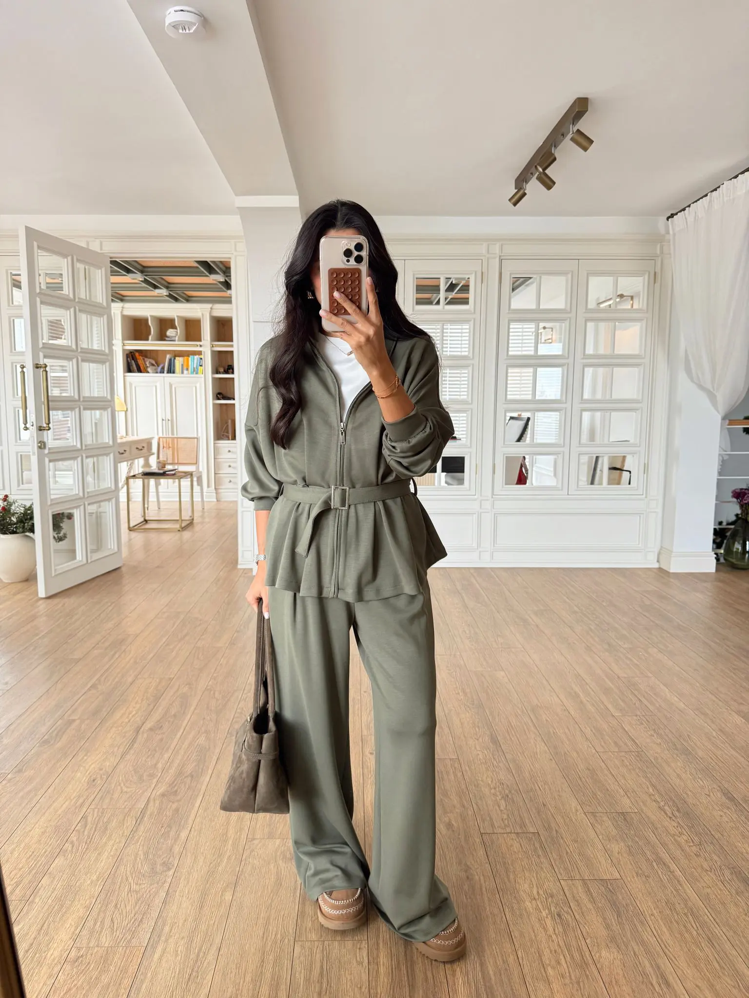 Menkow Kuşaklı Bel Lastikli Fermuarlı Modal Takım