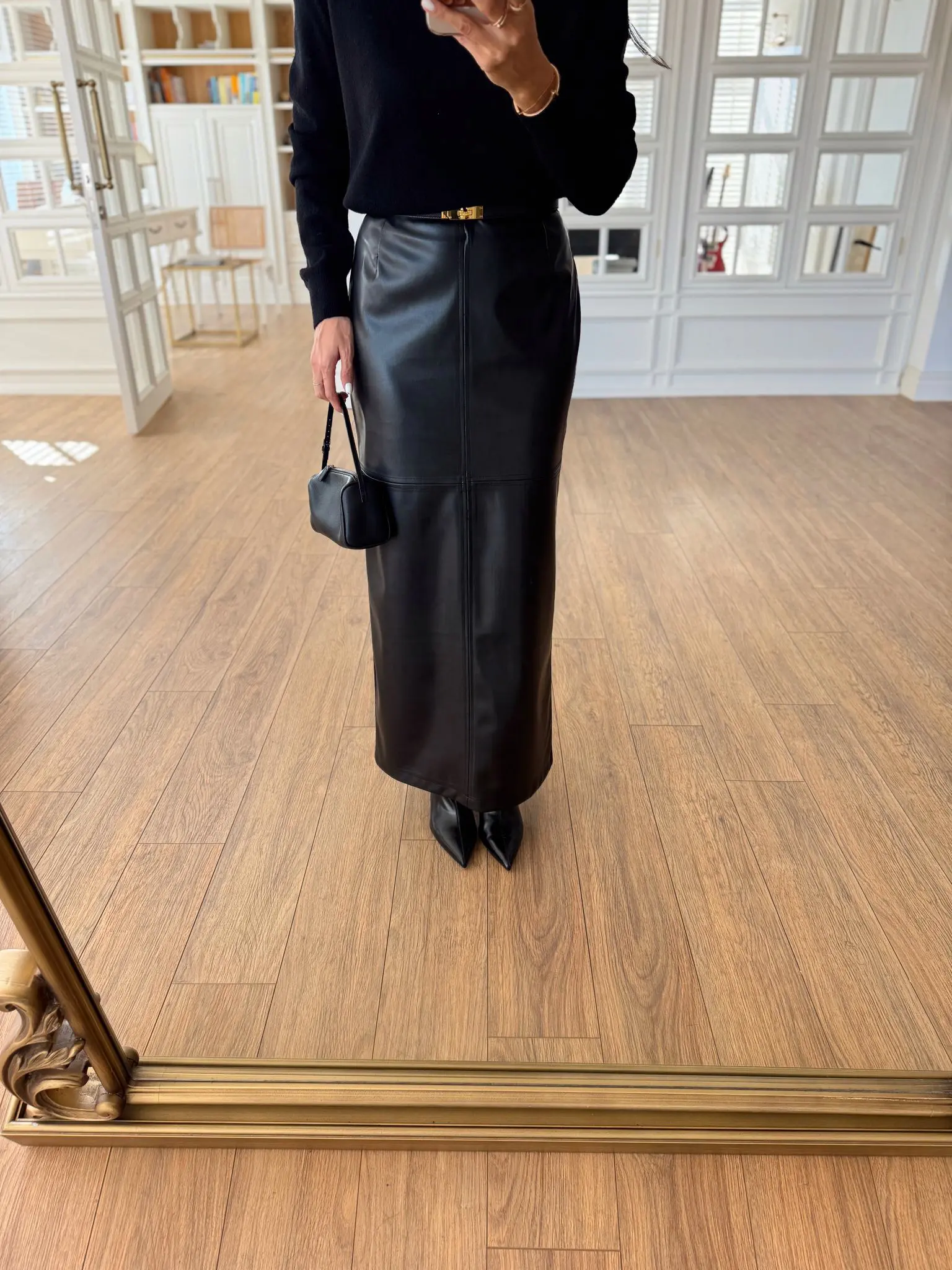 Vensy Arka Yırtmaç Detaylı Maxi Boy Deri Etek