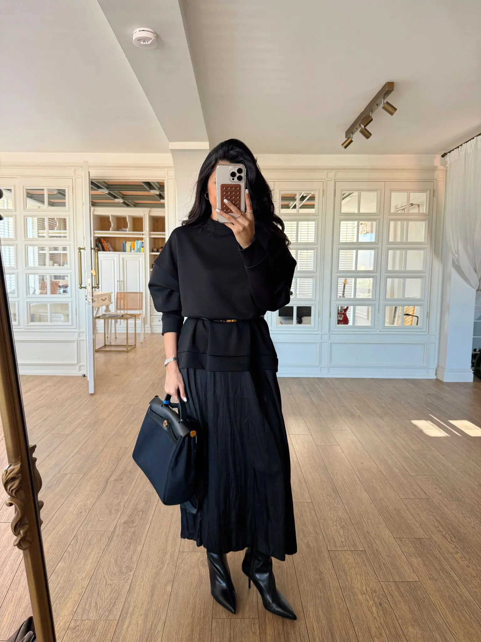 Stormy Bisiklet Yaka Eteği Saten Modal Elbise