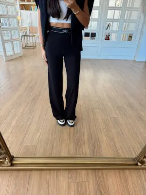 Tesila Siyah Bel Lastik Detaylı Pantolon