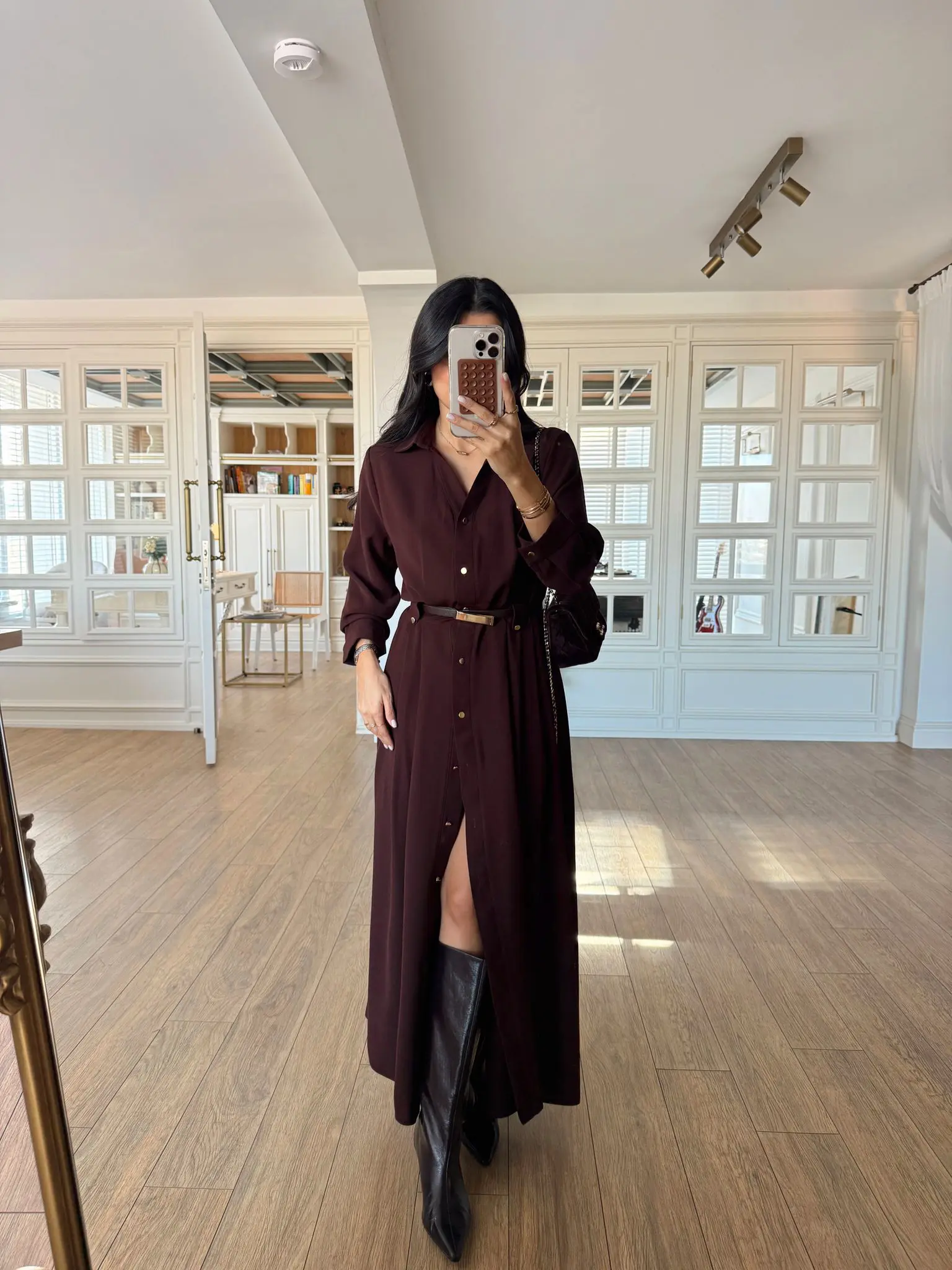 Naxt Gold Düğmeli Üç Pensli Kemerli Gömlek Elbise