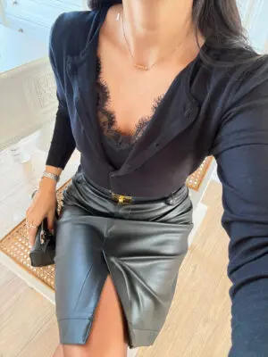 Takai Siyah Dantel Detaylı Düğmeli Hırka