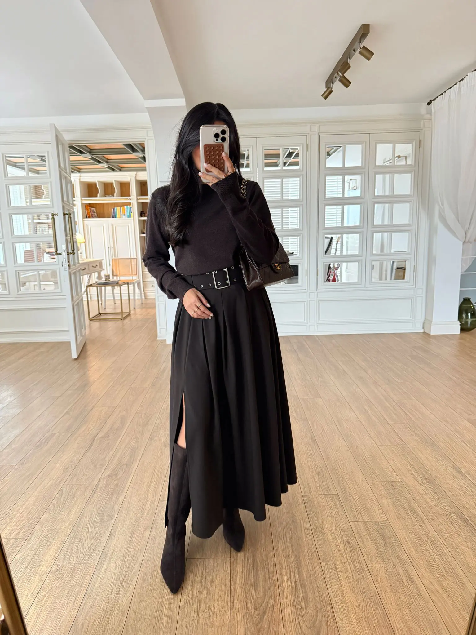 Ugreen Plikaşe Maxi Boy Kemerli Etek