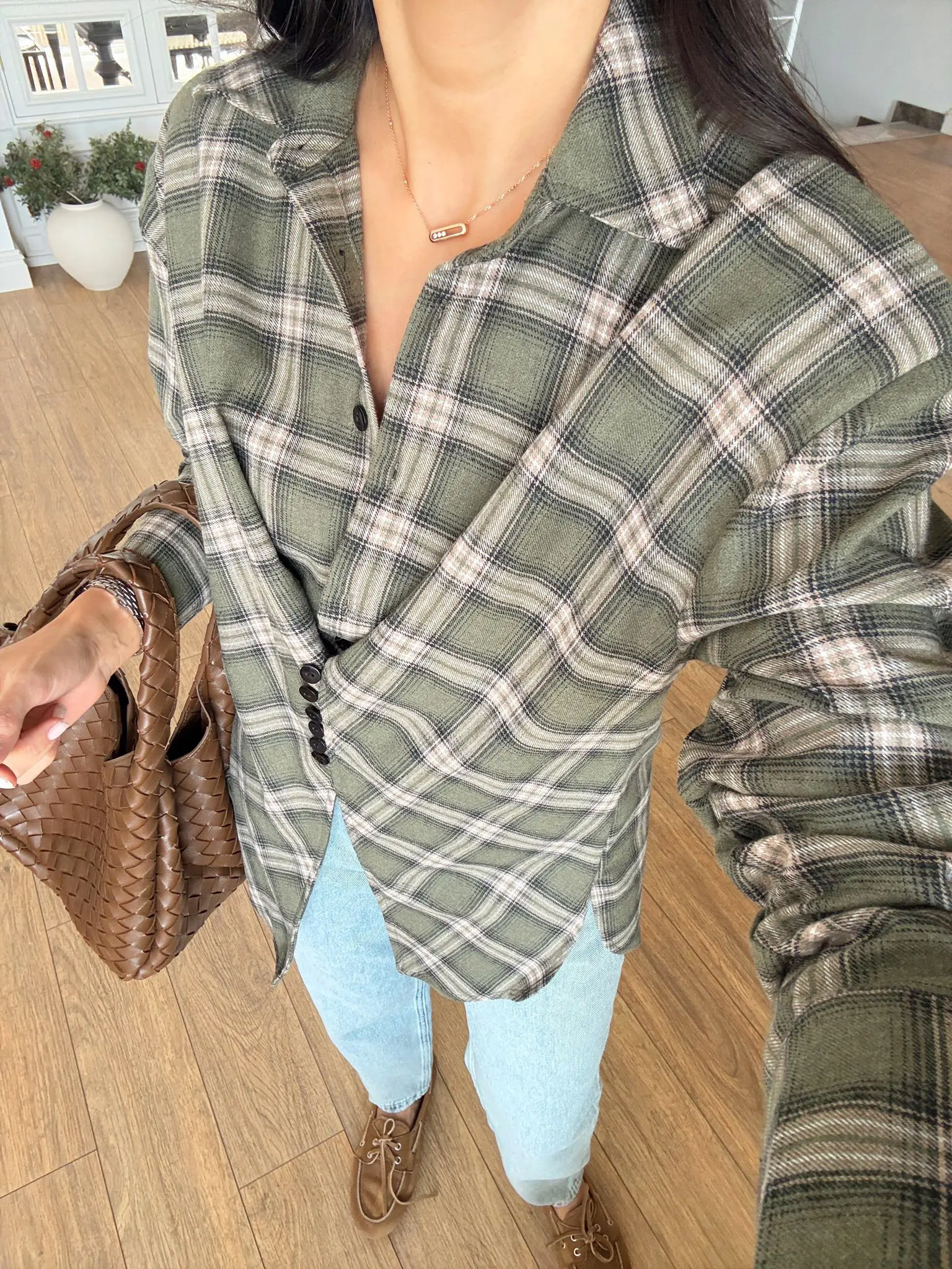 Astalavista Ön Düğme Detaylı Vatkalı Gömlek