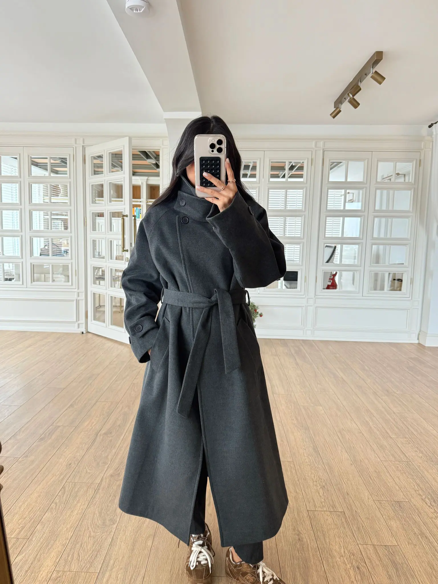 Round Kuşaklı Maxi Kaban