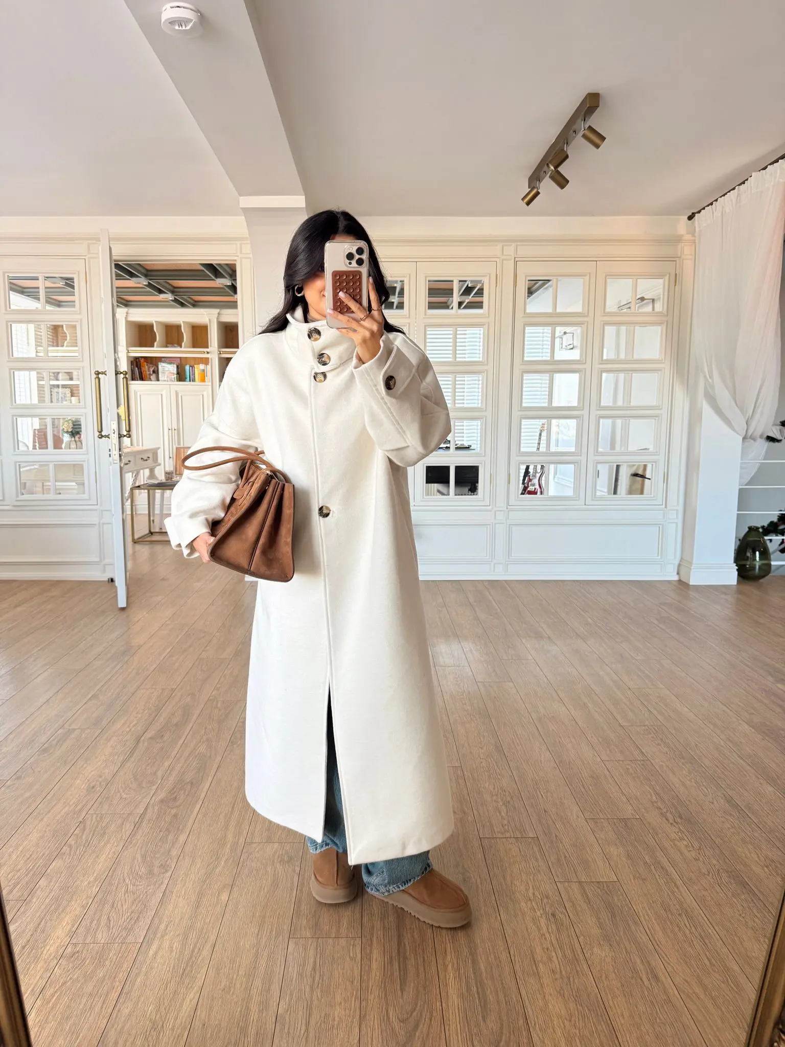 Algeron Dik Yaka Kol Manşetli Oversize Kaban