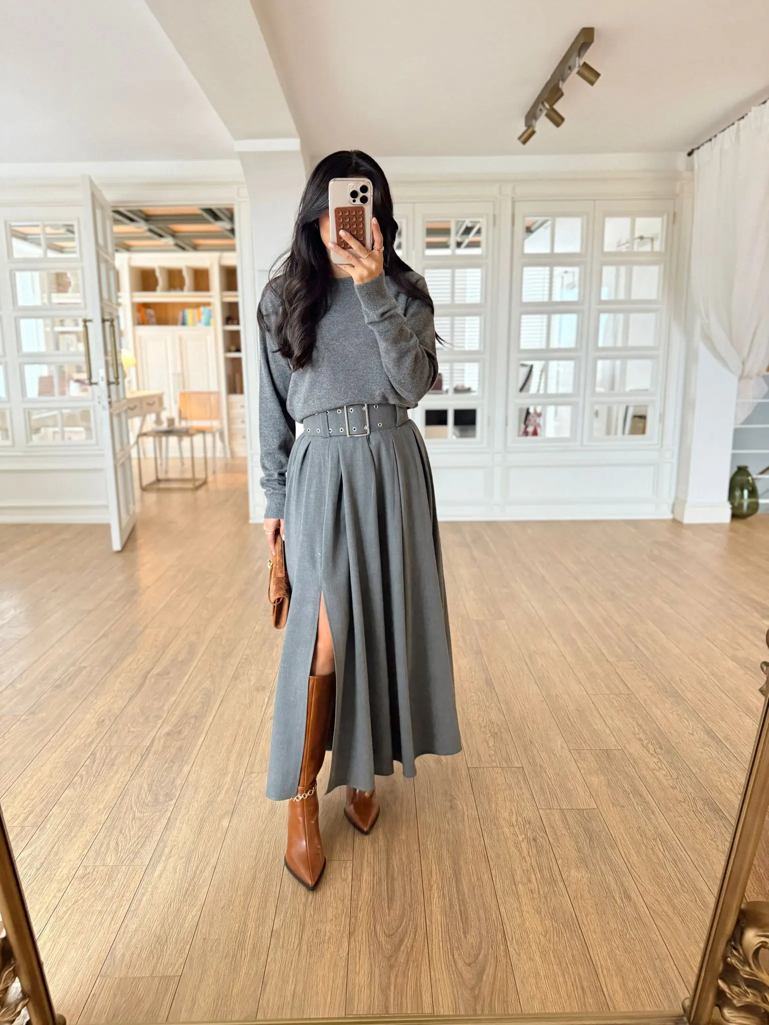 Ugreen Plikaşe Maxi Boy Kemerli Etek