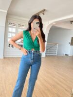 Düğüm Detaylı Yeşil Crop Bluz