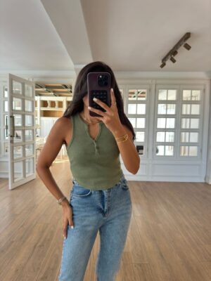 Dilvin Yıkama Efektli Düğmeli Body