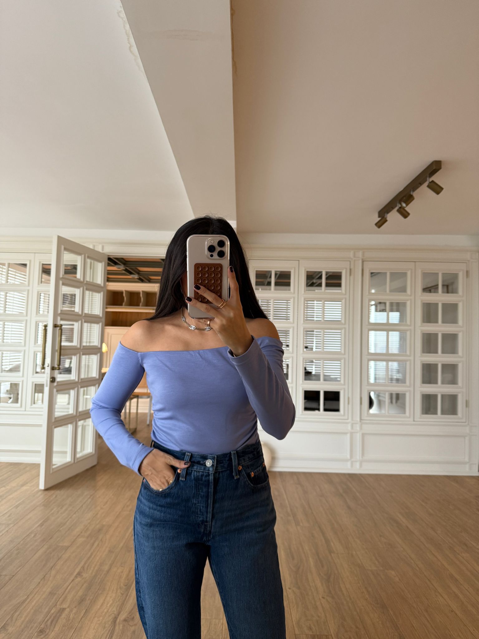 Darke Uzun Kollu Yanları Drapeli Kayık Yaka Bluz