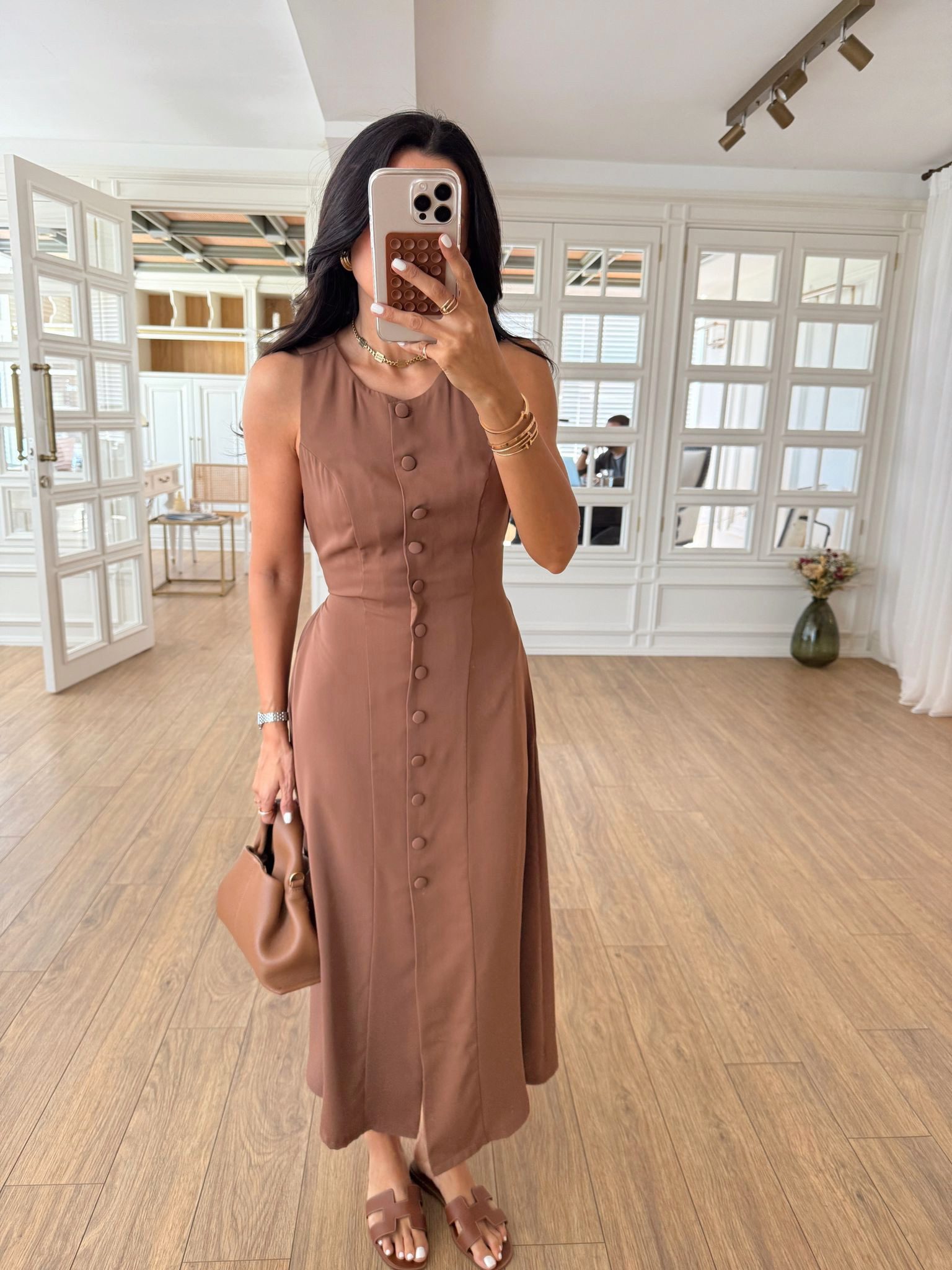 Sofia Kaplama Düğmeli Sıfır Kol Midi Saten Elbise