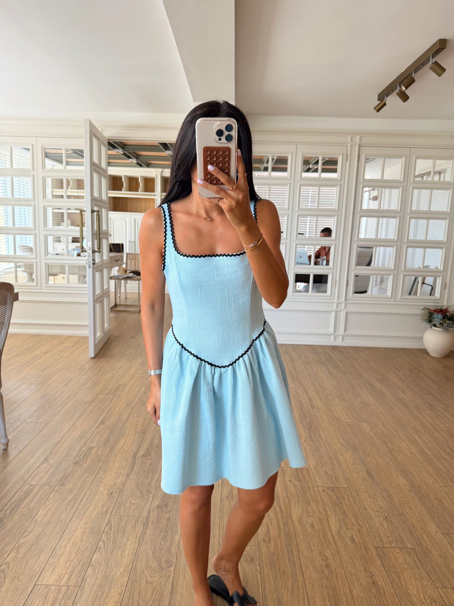 Enorita Biye Detaylı Askılı Keten Elbise