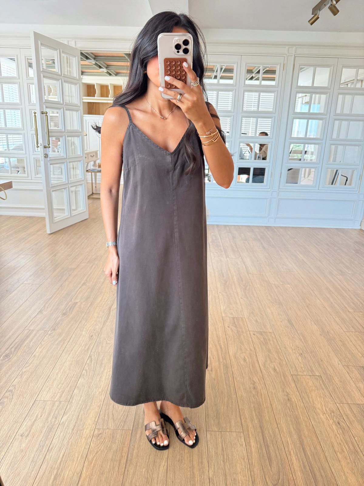 Jerika Dilvin İp Askılı Midi Boy Elbise