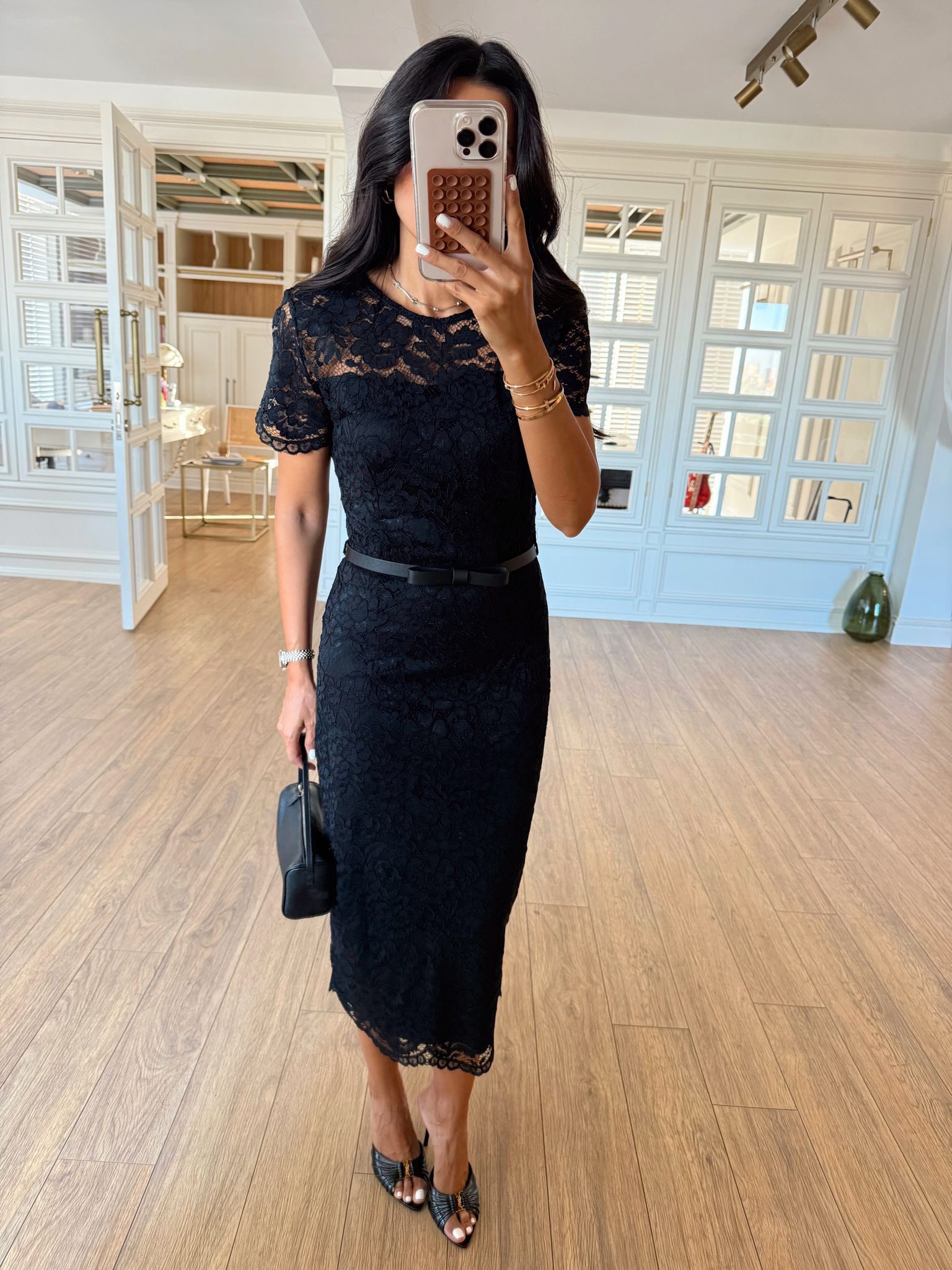 Semyramy Dantel Detaylı Astarlı Midi Elbise