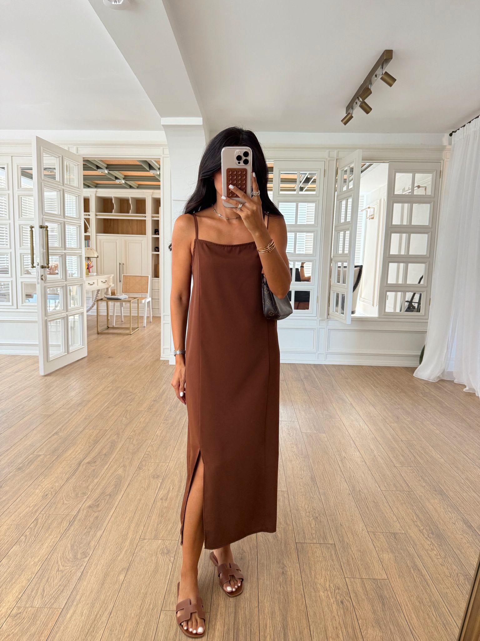 Elorone İp Askılı Yırtmaçlı Elbise