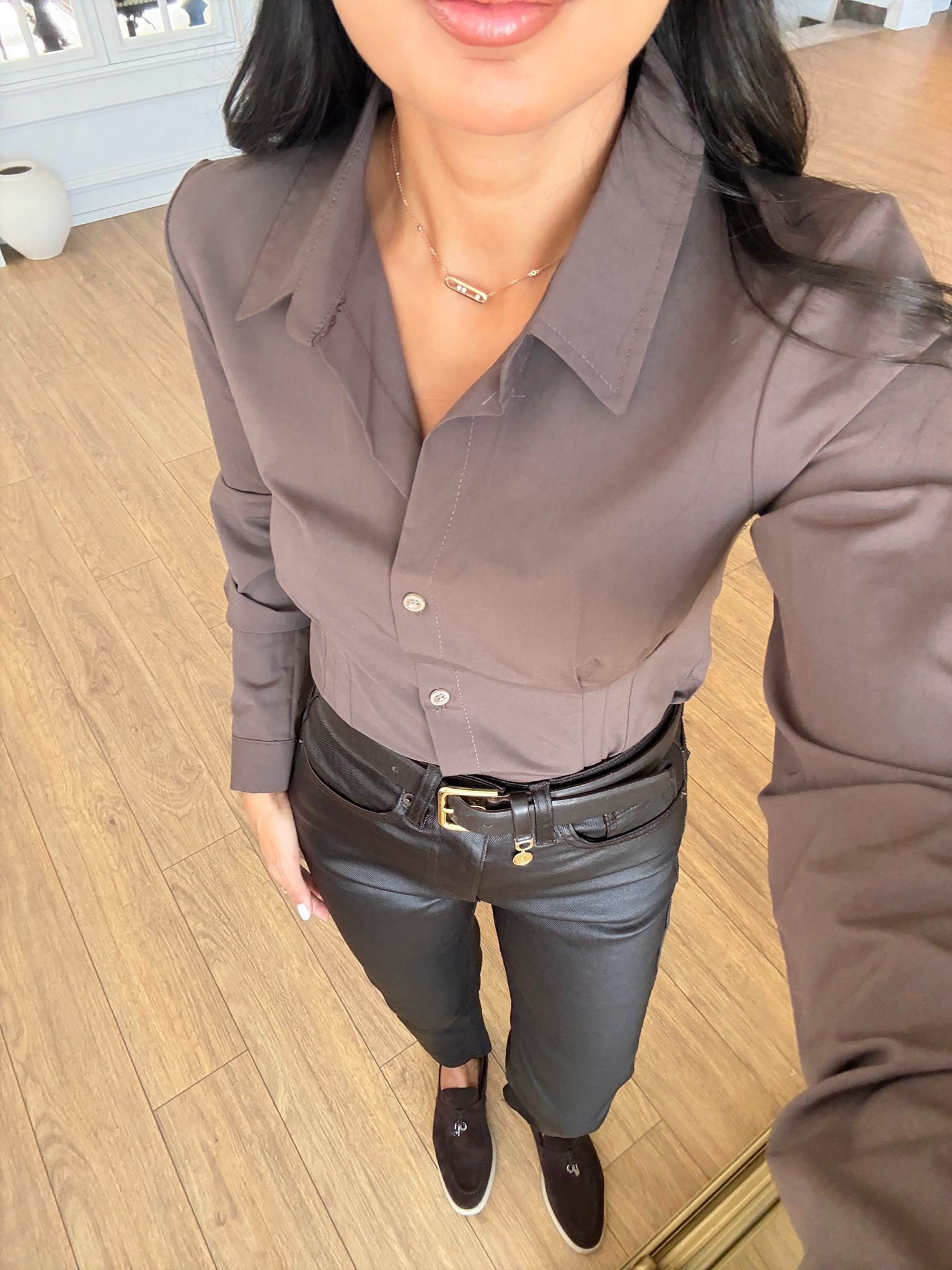 Emilly Pens Detaylı Gömlek