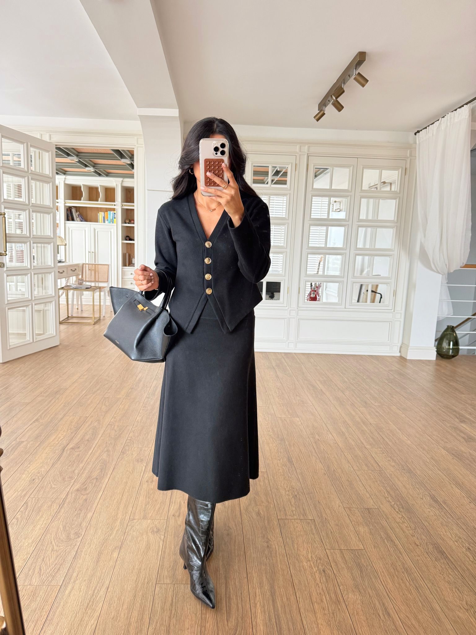 Storm Yumoş Gold Düğmeli Triko Hırka-Etek Takım